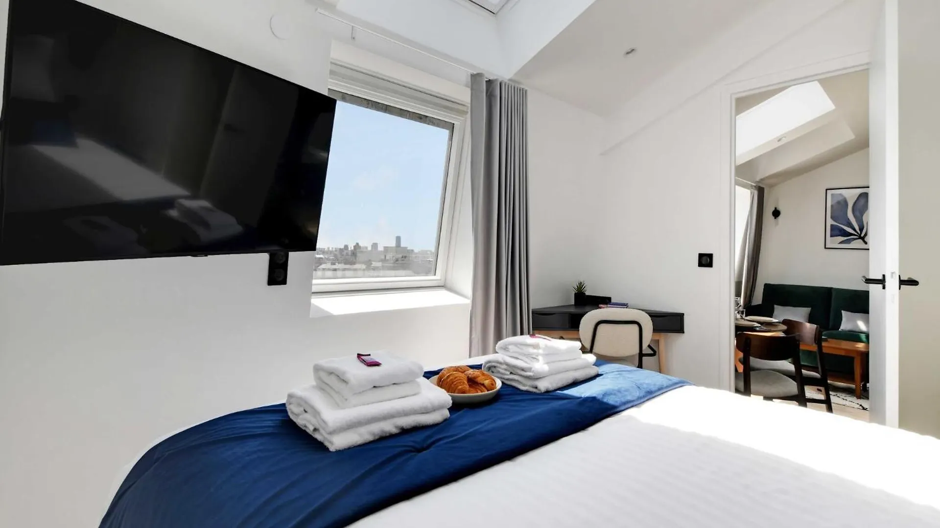 Intimate Apartment - 1Br 4P - Ste Marguerite Paris France